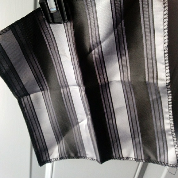 Mens pocket square - Picture 1 of 3